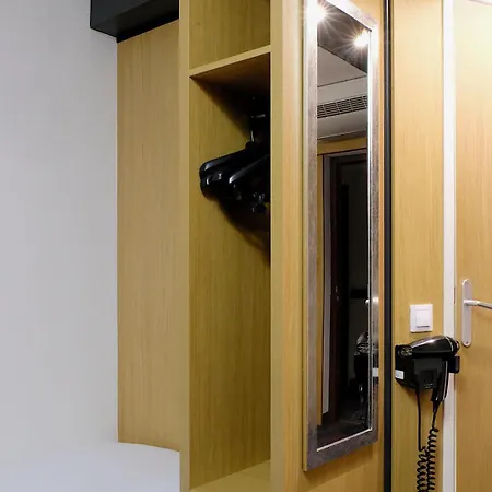 Отель In Nancy 2*