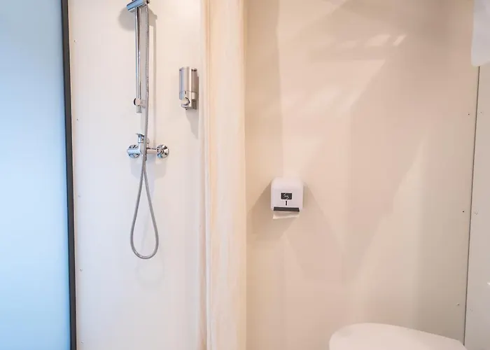 In Nancy Отель 2*